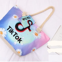 BOLSO TIK TOK DE PLAYA