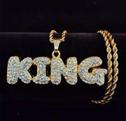 COLGANTE KING BRILLANTES LETRAS P