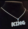 COLGANTE KING BRILLANTES LETRAS P