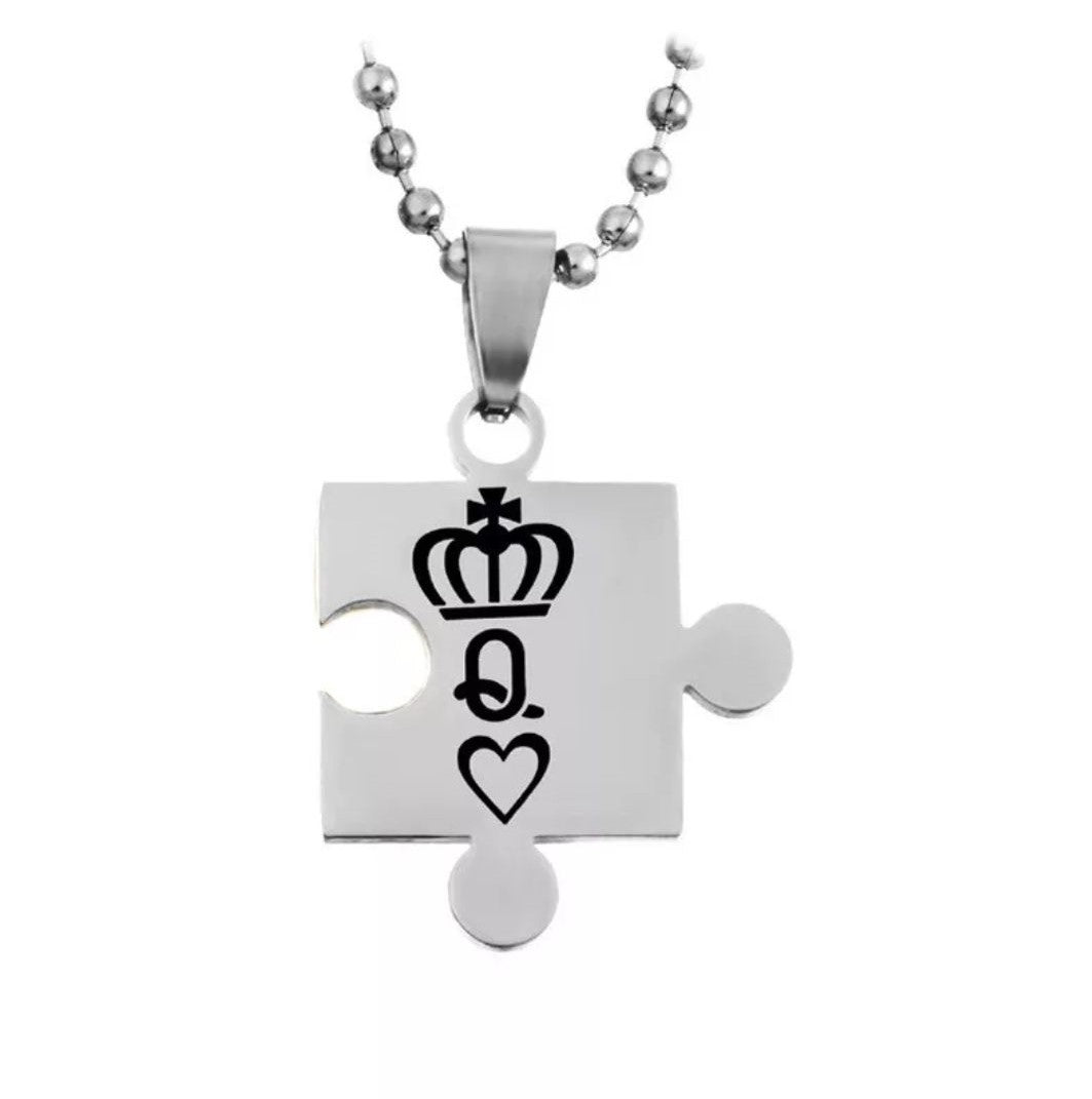 KING QUEEN PUZZLE PENDANT