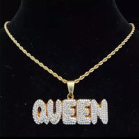 COLGANTE QUEEN BRILLANTE LETRAS P
